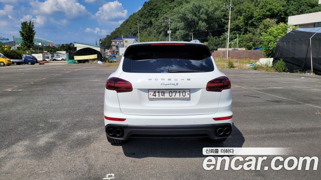 Porsche Cayenne 2016