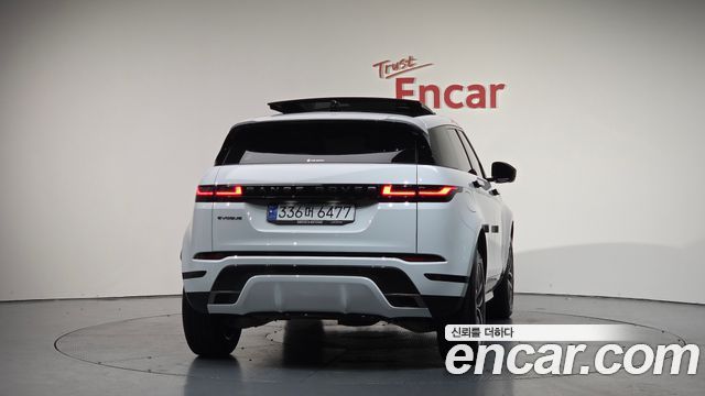 Land Rover Рендж Ровер Эвок 2 поколения. 2024