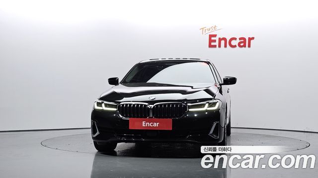 BMW 5 серия (G30) 2021