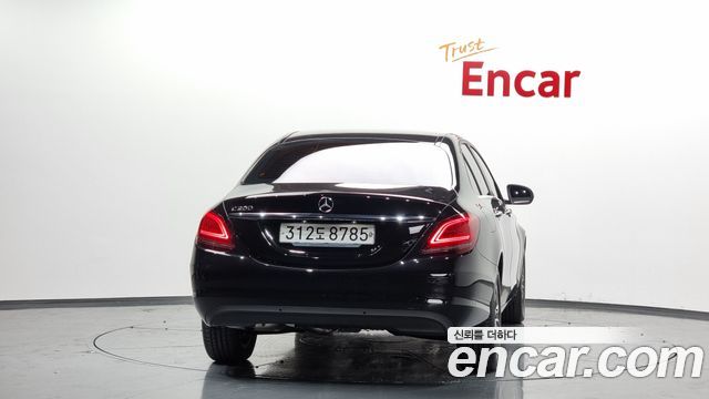 Mercedes-Benz C-Class W205 2019