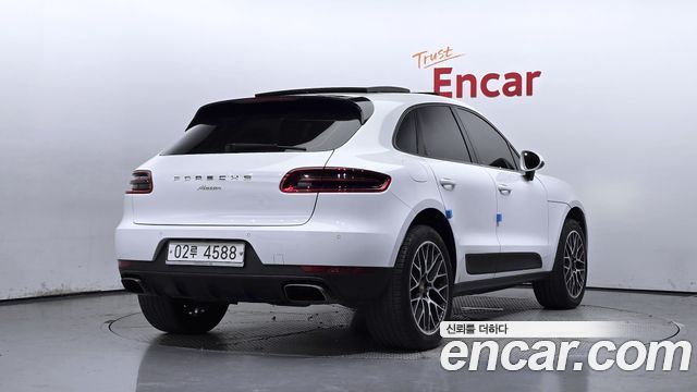 Porsche Макан 2017