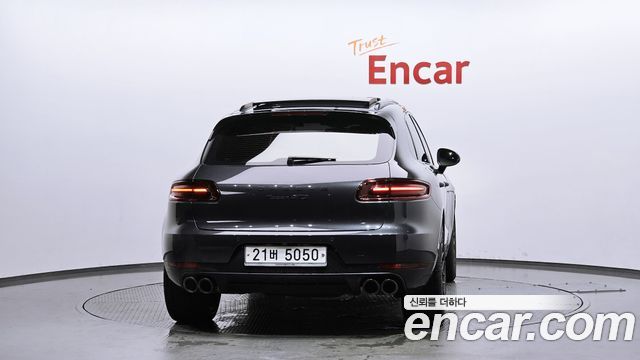 Porsche Macan 2018