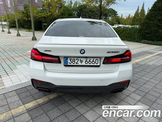 BMW 5 серия (G30) 2022
