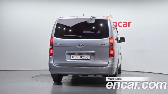 Hyundai Grand Starex 2019