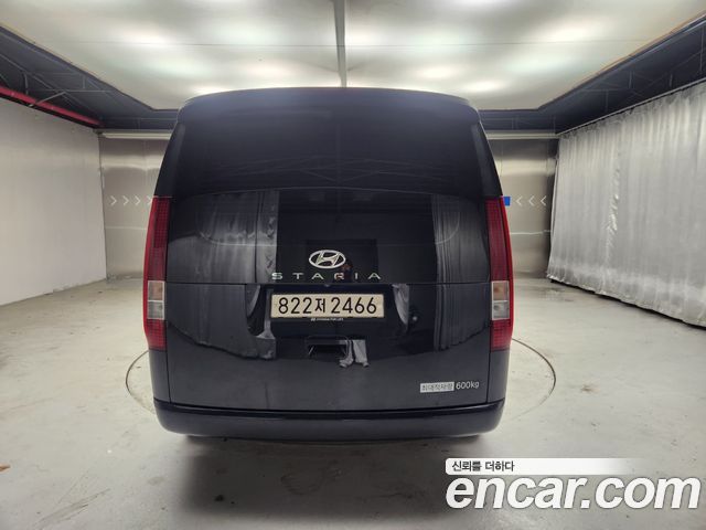 Hyundai Staria 2023