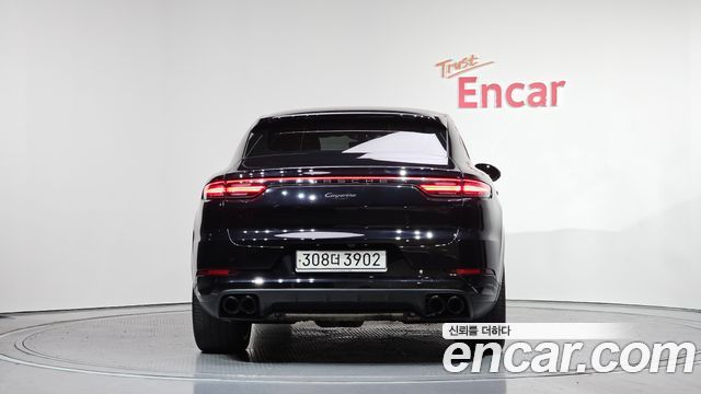 Porsche Cayenne (PO536) 2020