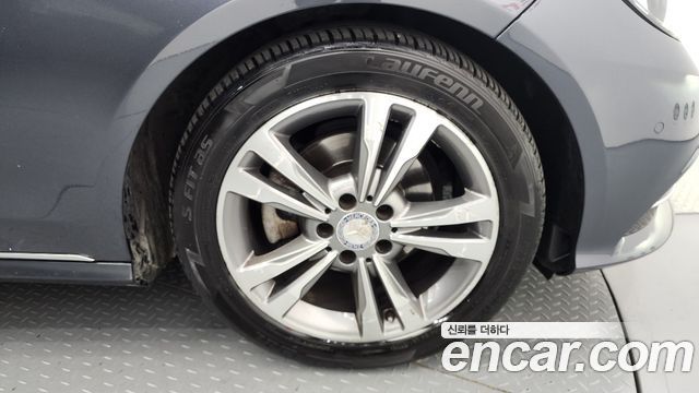 Mercedes-Benz E-Class W212 2016