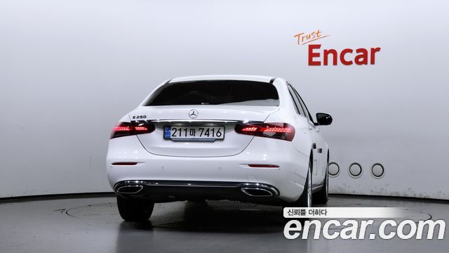 Mercedes-Benz E-Class W213 2023