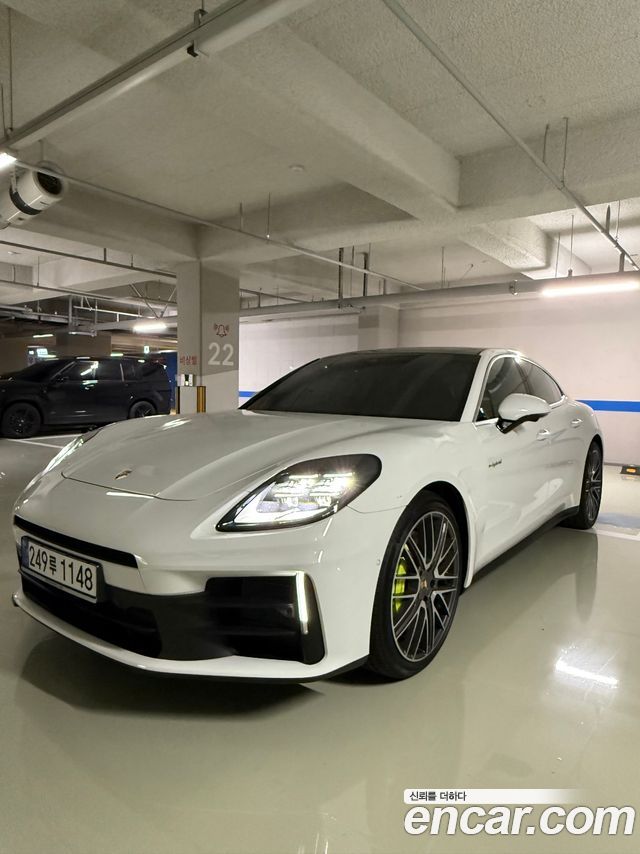 Porsche Панамера (972) 2025