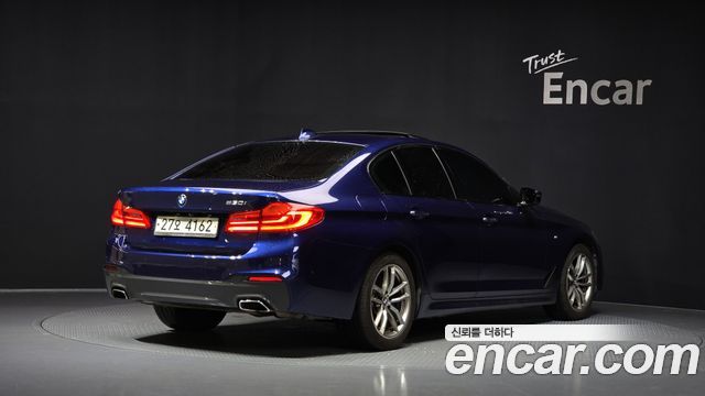 BMW 5 Series (G30) 2017