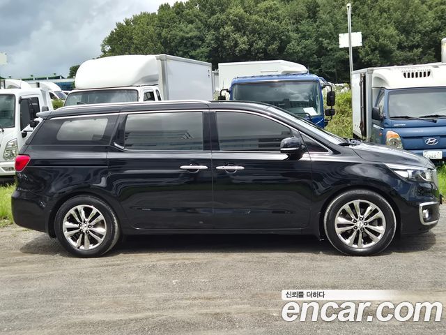 Kia Carnival 2016