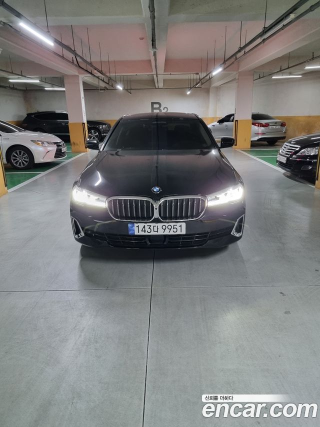 BMW 5 Series (G30) 2023
