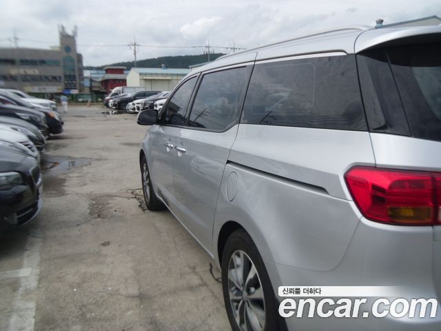 Kia Carnival 2016