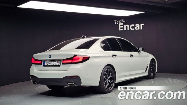 BMW 5 серия (G30) 2023