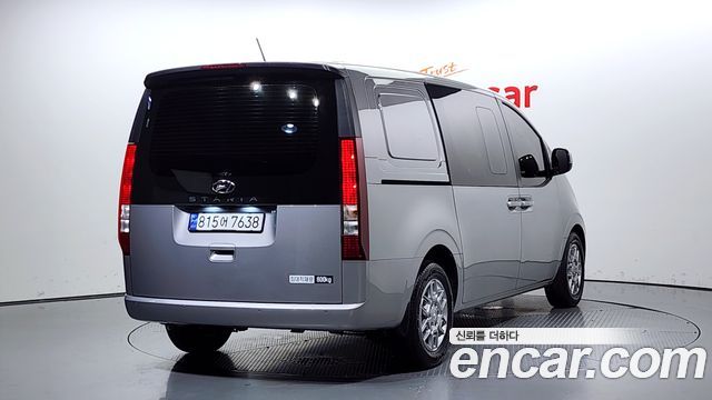 Hyundai Staria 2024