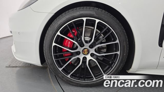 Porsche Панамера (971) 2021