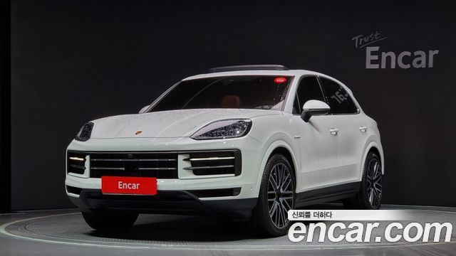 Porsche Кайенна (PO536) 2025