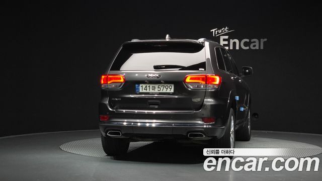 Jeep Grand Cherokee 2021