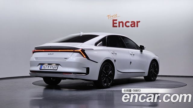Kia Hybrid K8 2025