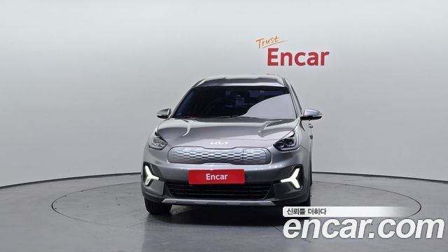 Kia ниро плюс 2023