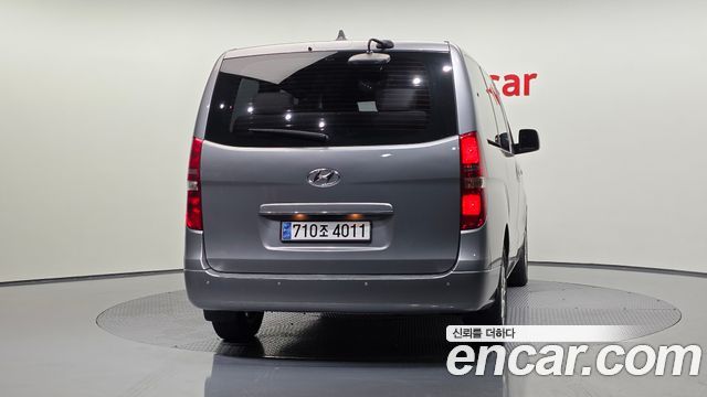 Hyundai Grand Starex 2019