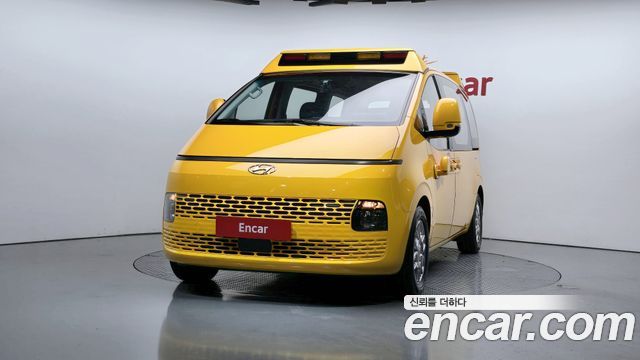 Hyundai Staria 2024