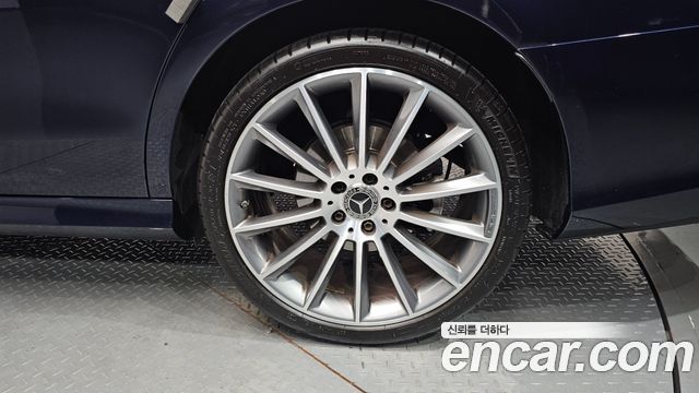 Mercedes-Benz Е-Класс W213 2018