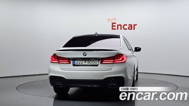 BMW 5 Series (G30) 2017
