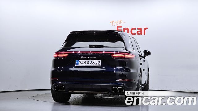 Porsche Cayenne (PO536) 2020