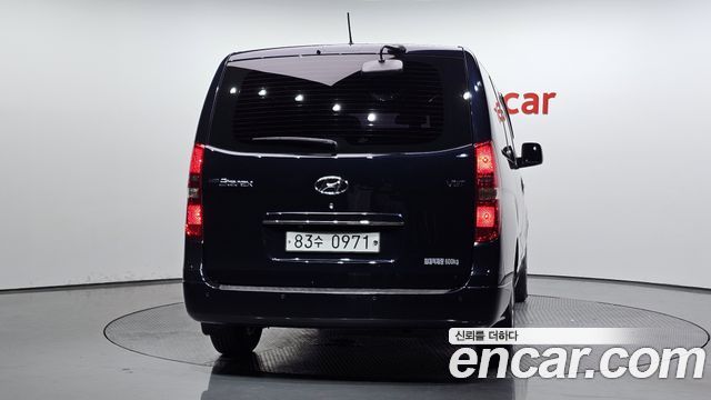 Hyundai Grand Starex 2020