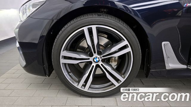 BMW 7 Series (G11) 2019