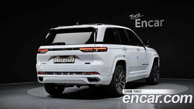 Jeep Grand Cherokee (WL) 2023