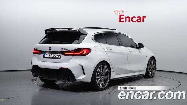 BMW 1 серия (F40) 2024