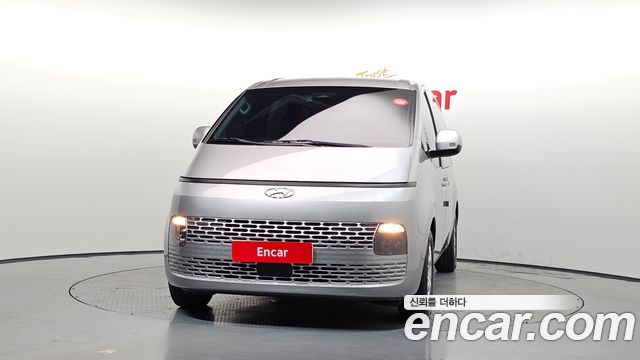 Hyundai Стария 2022
