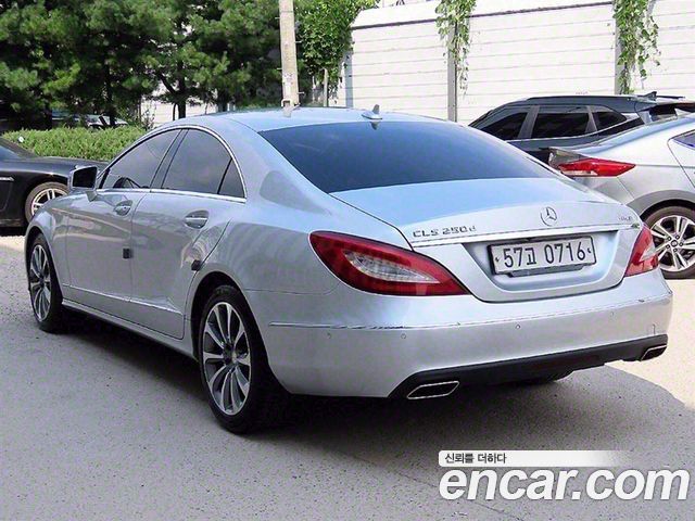 Mercedes-Benz CLS-Класс W218 2016