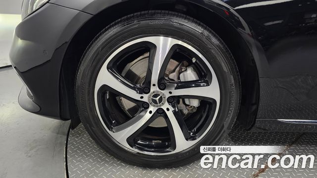 Mercedes-Benz E-Class W213 2020