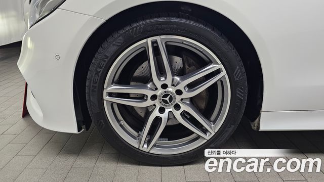 Mercedes-Benz Е-Класс W213 2020