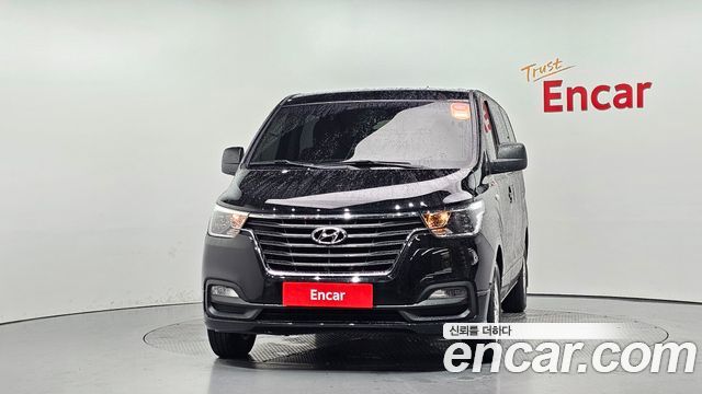 Hyundai Grand Starex 2021