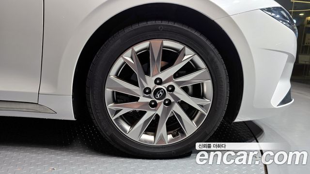 Hyundai Новый гибрид Grandeur IG 2022