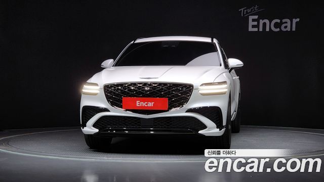 Genesis GV70 2025