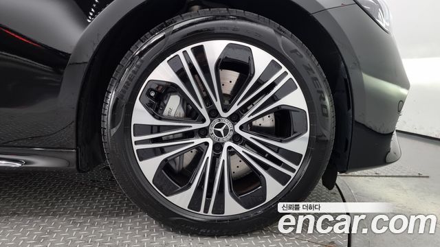 Mercedes-Benz E-Class W214 2025