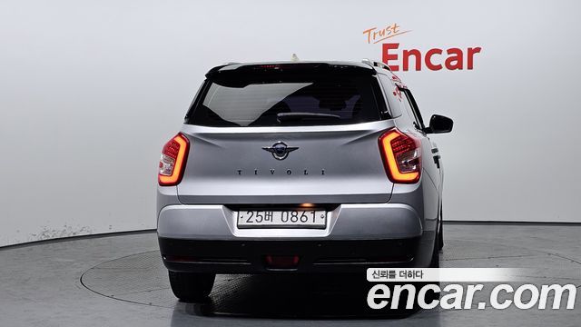 KG Mobility (SsangYong) Tivoli Air 2016