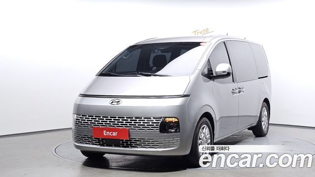 Hyundai Staria 2023