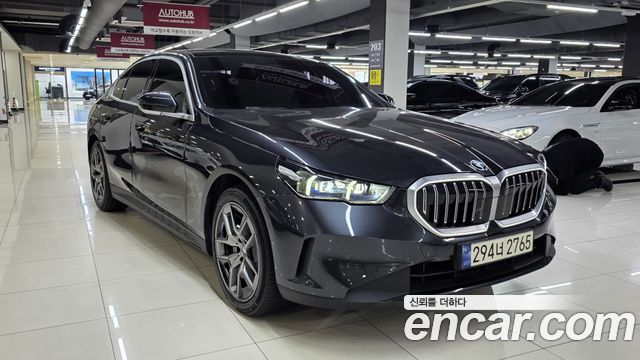 BMW 5 серия (G60) 2024