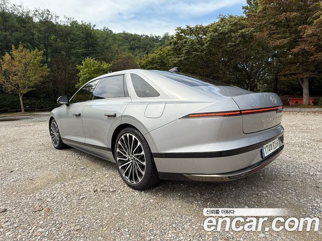 Hyundai Грандеур Гибрид (GN7) 2023