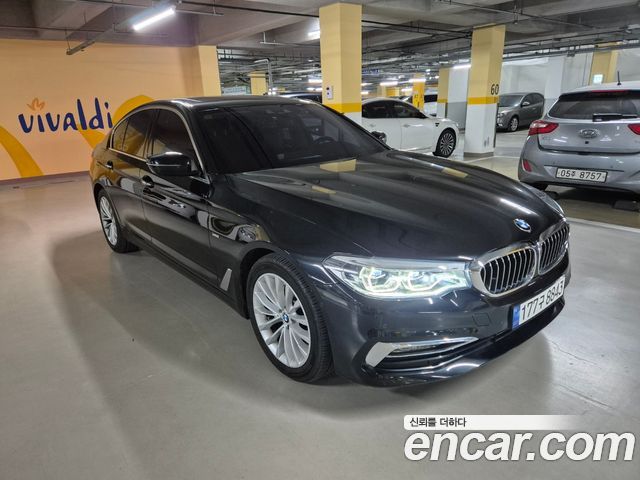 BMW 5 Series (G30) 2018