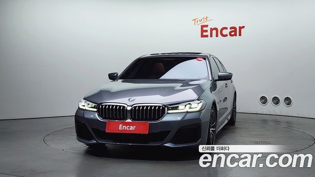 BMW 5 серия (G30) 2023