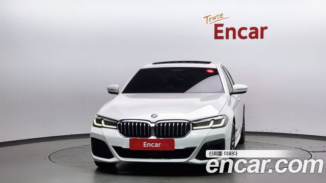 BMW 5 серия (G30) 2023