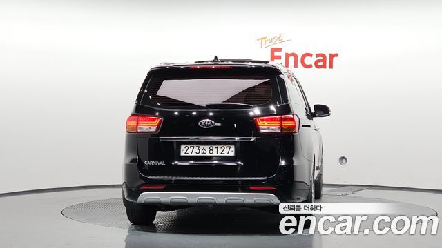 Kia Carnival 2016