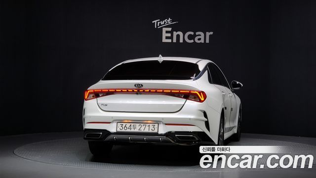 Kia К5 3-го поколения 2021